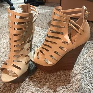 Tan-ish wedges